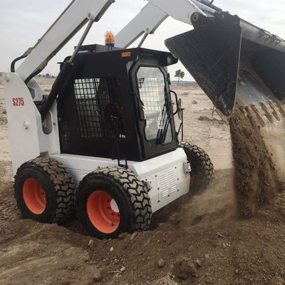 275F 55KW 0,7 Tonnes Compact Skid Steer Loader 0,53M3 Con sistema di trasmissione di potenza